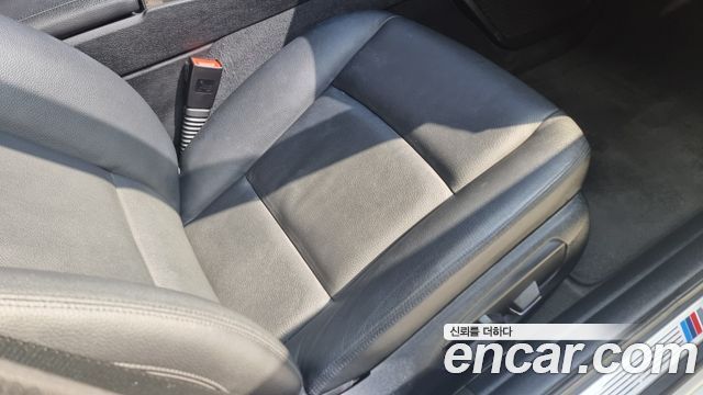 BMW 5-Series 2016 — photo 9