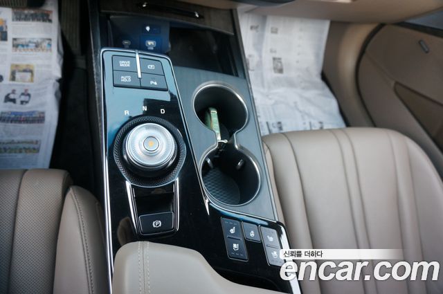 Kia K8 2023 — photo 13