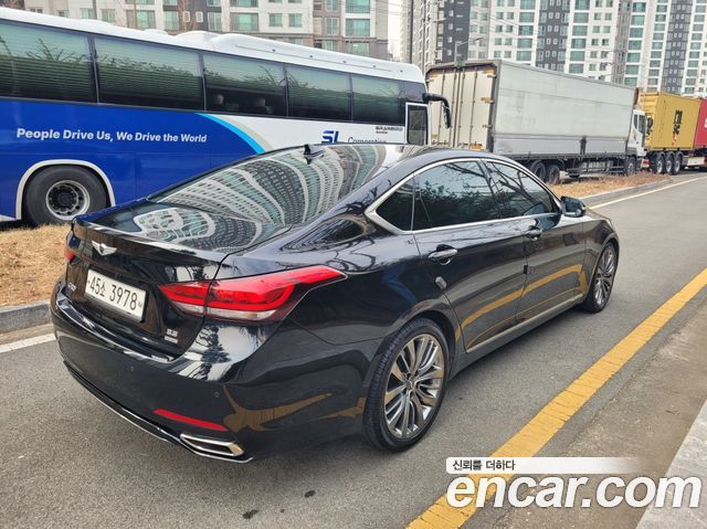 Genesis G80 2017 — photo 10