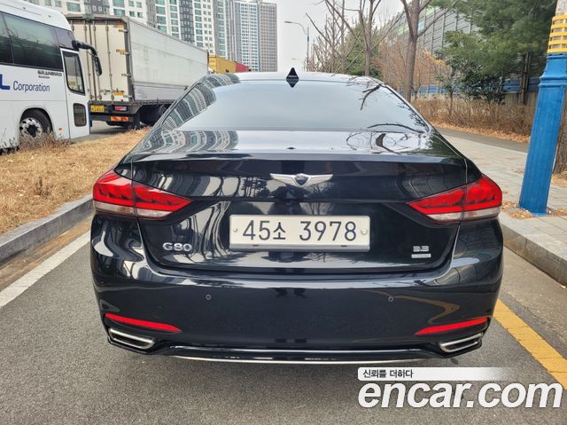 Genesis G80 2017 — photo 11