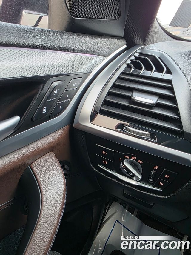 BMW X4 2020 — photo 13