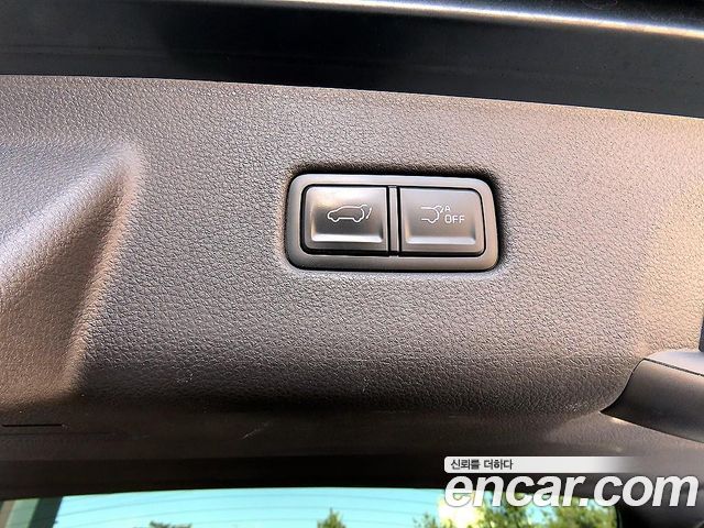 Kia Canival 2021 — photo 15