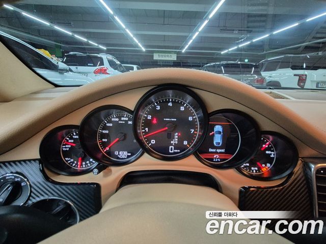 Porsche Panamera 2011 — photo 8