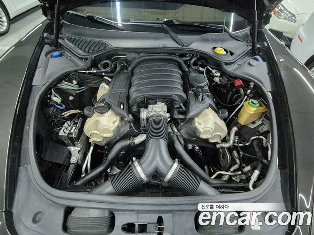 Porsche Panamera 2011 — photo 10