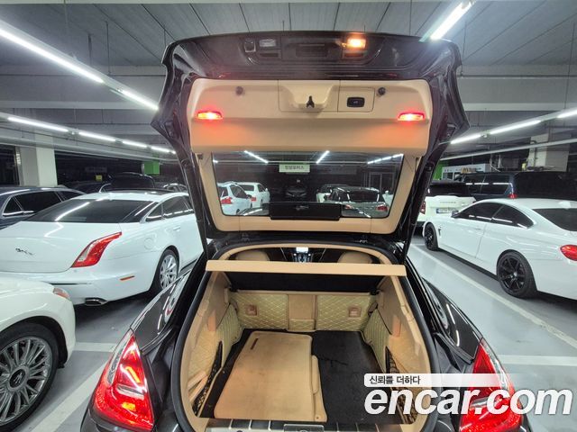 Porsche Panamera 2011 — photo 11