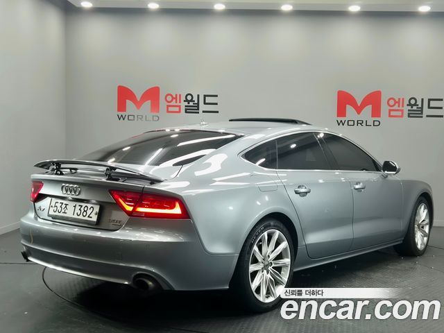 Audi A7 2014 — photo 2