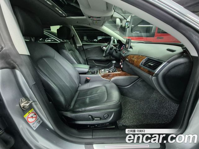 Audi A7 2014 — photo 10