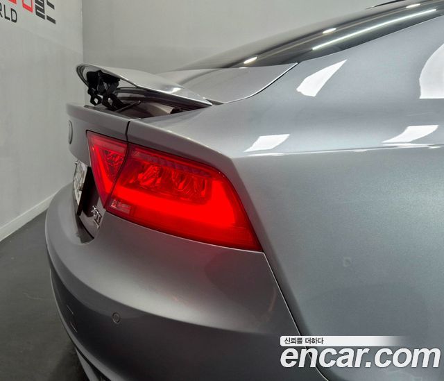 Audi A7 2014 — photo 11