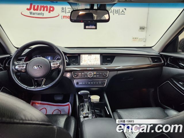 Kia K7 2018 — photo 8