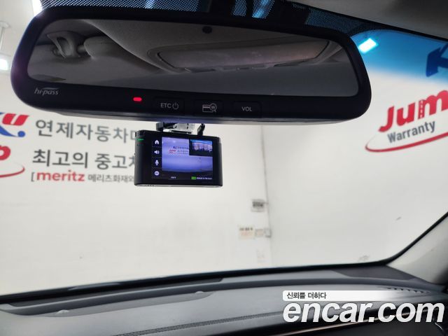 Kia K7 2018 — photo 14