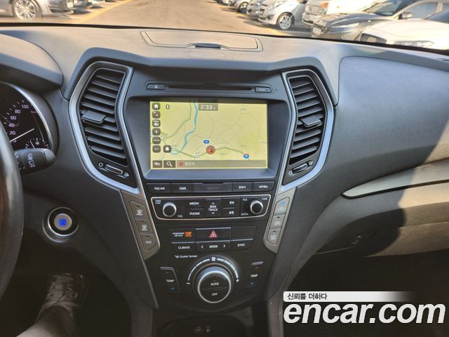 Hyundai Santafe 2016 — photo 13