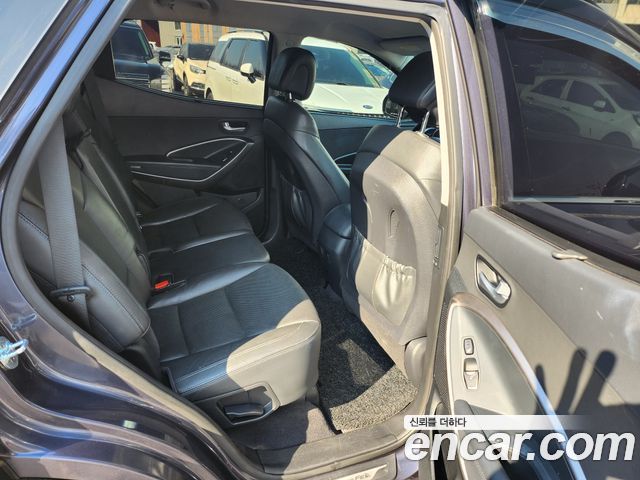 Hyundai Santafe 2016 — photo 16