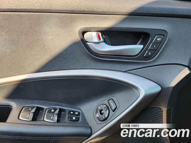 Hyundai Santafe 2016 — photo 19