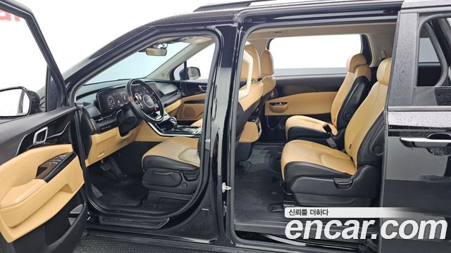 Kia Canival 2022 — photo 10