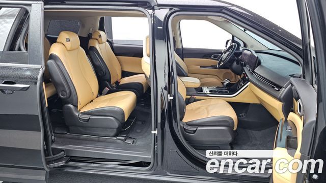 Kia Canival 2022 — photo 11