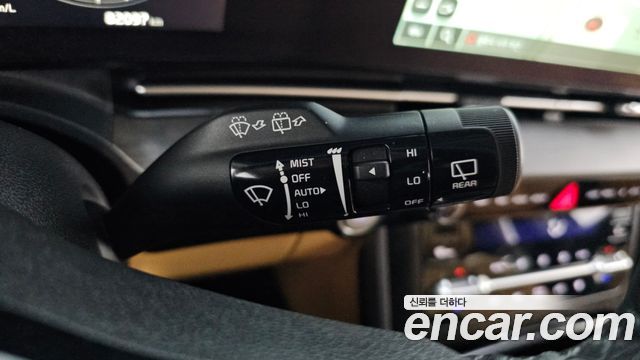 Kia Canival 2022 — photo 17