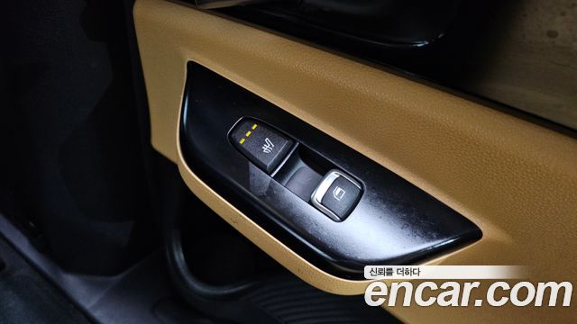 Kia Canival 2022 — photo 19
