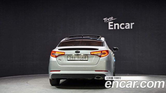 Kia K5 2011 — photo 4