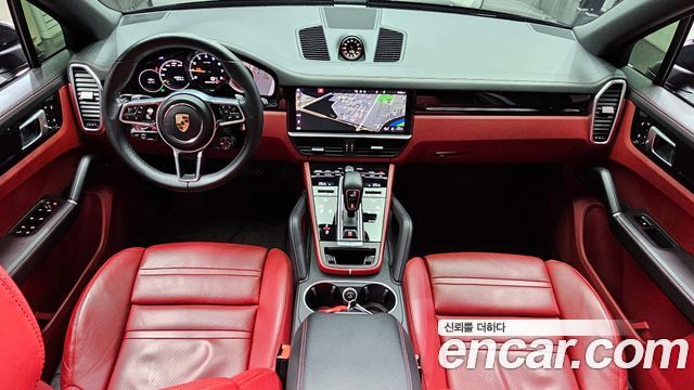 Porsche Cayenne 2020 — photo 7