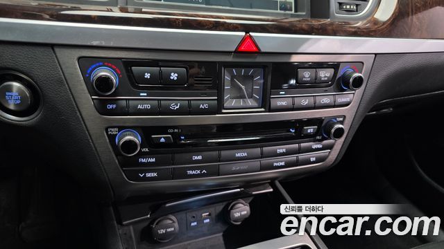 Hyundai Genesis 2015 — photo 16