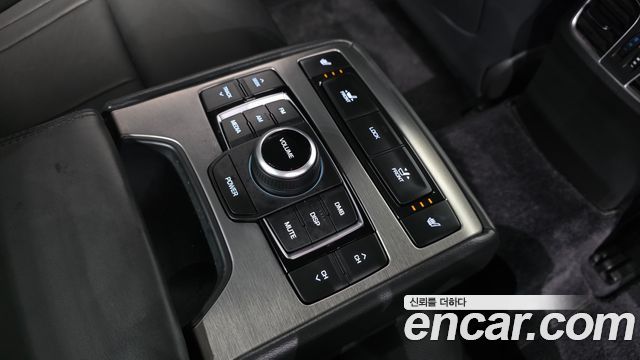 Hyundai Genesis 2015 — photo 18