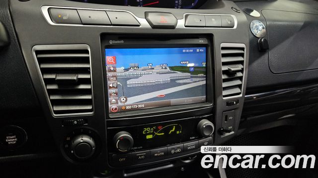 KG Mobility KORANDO 2016 — photo 17