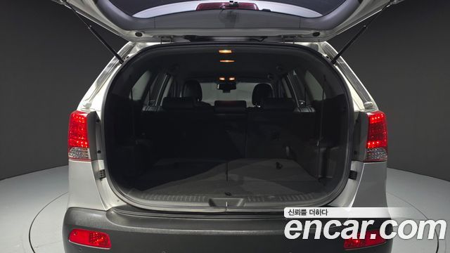 Kia Sorento 2010 — photo 20