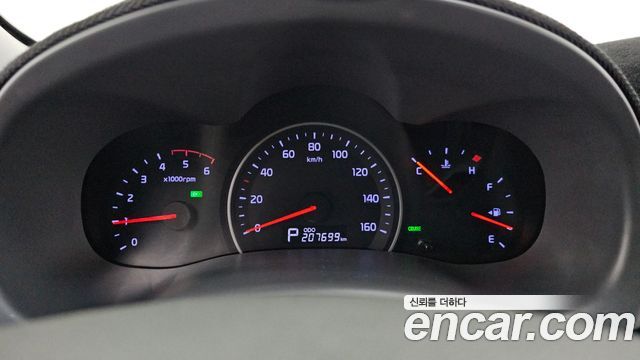 Kia Canival 2014 — photo 8
