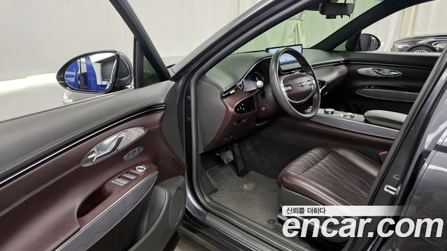 Genesis GV70 2021 — photo 10