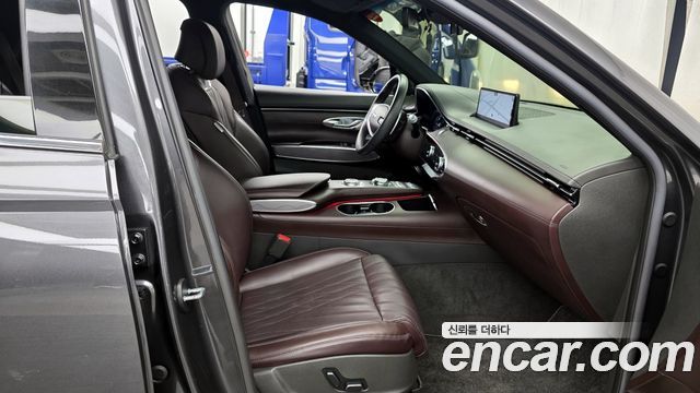 Genesis GV70 2021 — photo 11
