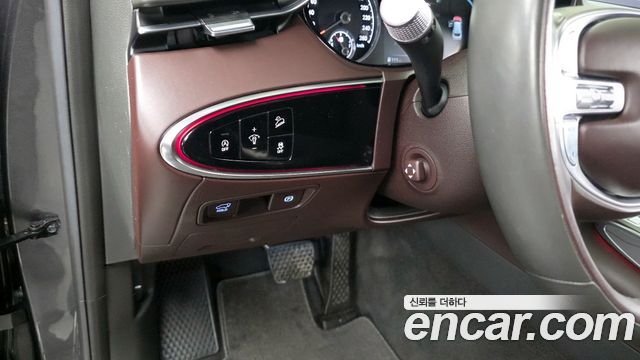 Genesis GV70 2021 — photo 18
