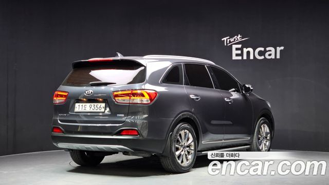 Kia Sorento 2015 — photo 2