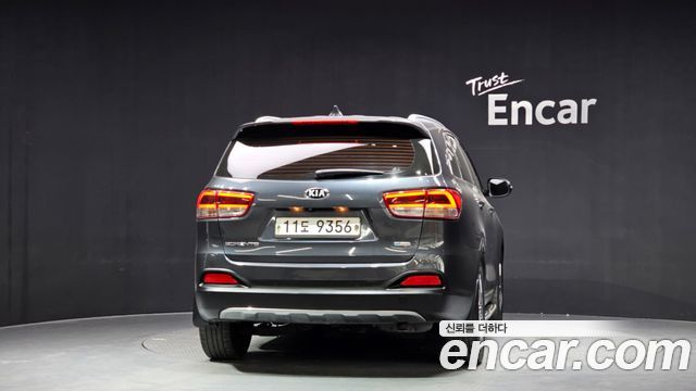 Kia Sorento 2015 — photo 4