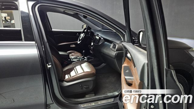 Kia Sorento 2015 — photo 11