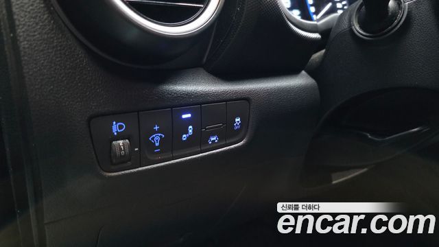 Hyundai Kona 2018 — photo 17