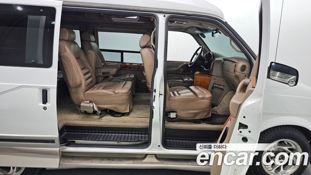 Chevrolet Astro Van 2003 — photo 10