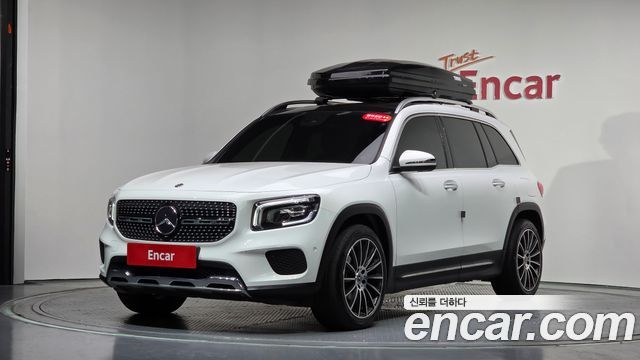 Mercedes-Benz GLB-Class 2020 — photo 1
