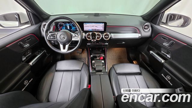 Mercedes-Benz GLB-Class 2020 — photo 7