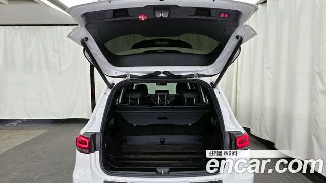Mercedes-Benz GLB-Class 2020 — photo 20