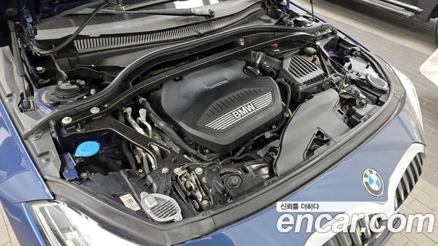 BMW 1-Series 2021 — photo 6