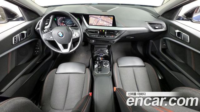 BMW 1-Series 2021 — photo 7