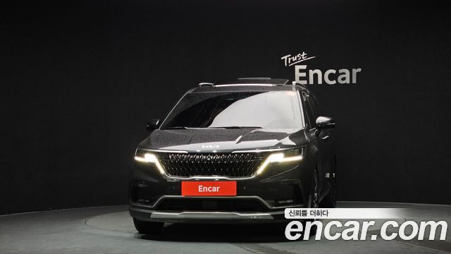 Kia Canival 2022 — photo 3