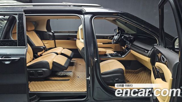 Kia Canival 2022 — photo 11