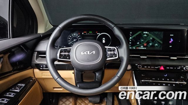 Kia Canival 2022 — photo 13