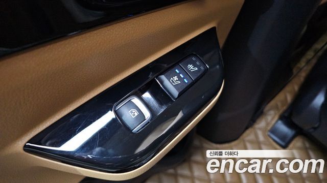 Kia Canival 2022 — photo 19