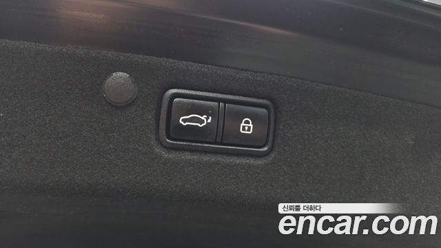 Hyundai Grandeur 2018 — photo 20