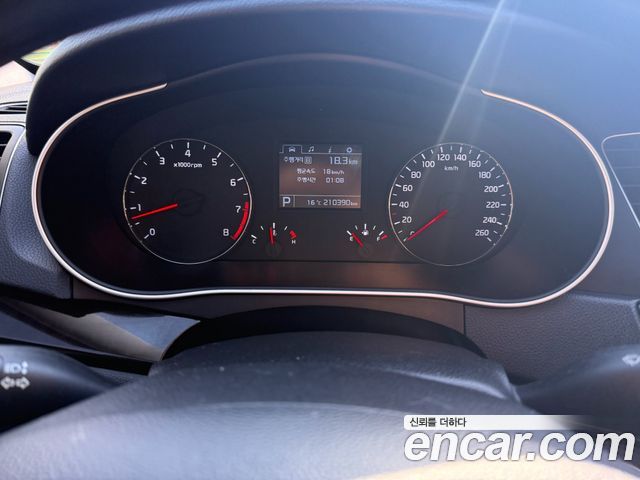Kia K7 2013 — photo 11