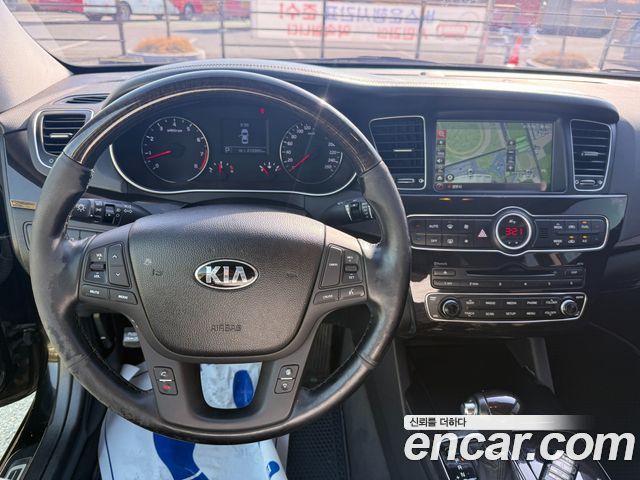Kia K7 2013 — photo 12