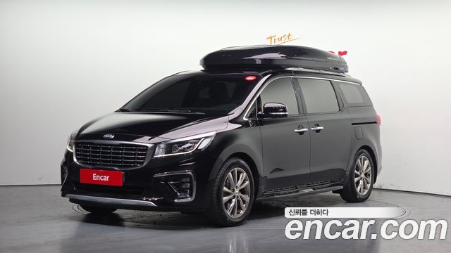 Kia Canival 2019 — photo 1