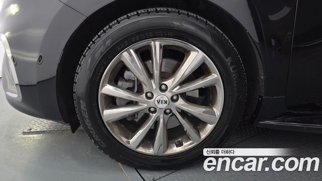 Kia Canival 2019 — photo 5